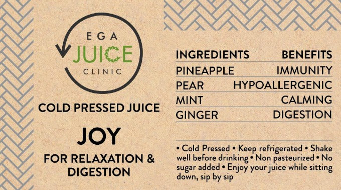 Cold Pressed Fresh Juice with Pineapple, Pear, Mint and Ginger